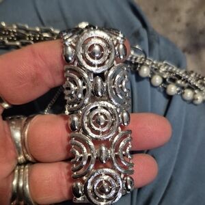 Elegant Silver Women's Bracelet